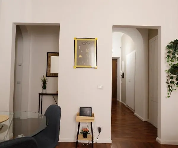 Domus Flavia Close To Colosseum Appartement